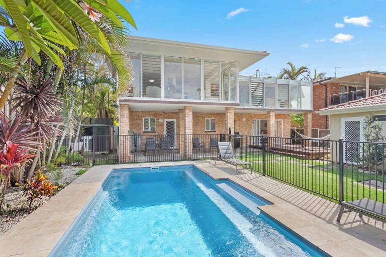 House  Coomba Park
