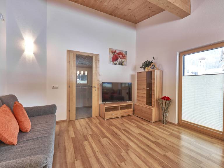 Charming holiday apartment with yard, terrace & grill | Nature view | Pet-friendly — photo 3