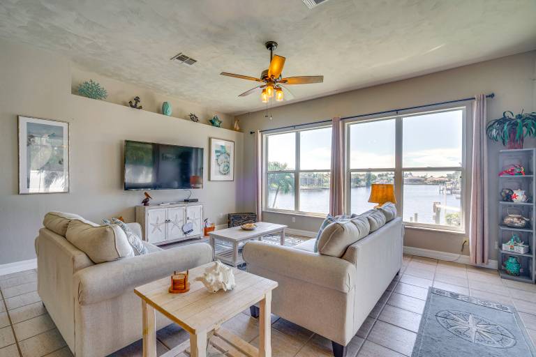 Boat Dock & Patio: Cape Coral Home 6 Mi to Beach! — photo 4