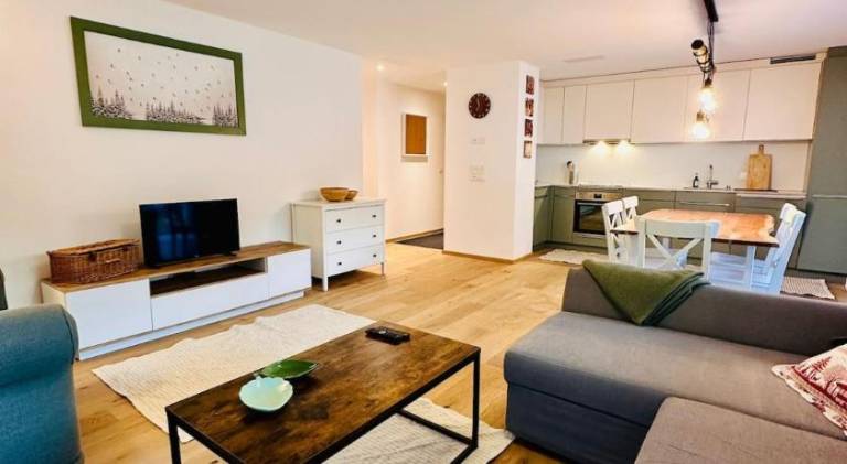 Charming holiday apartment | Ski nearby | Pet-friendly in Saas Grund