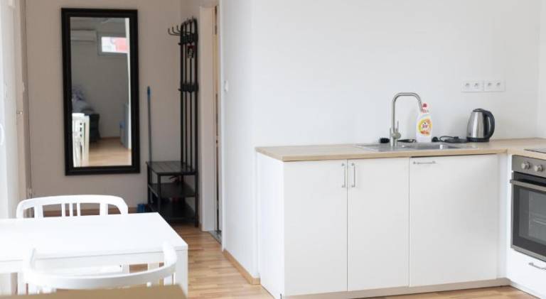 Ample apartment with patio | Pet-friendly — photo 5