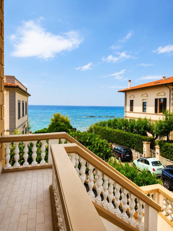 Ferienwohnung in Castiglioncello, Toskana für max. 2 Personen Ferienwohnung in Castiglioncello, Toskana für max. 2 Personen