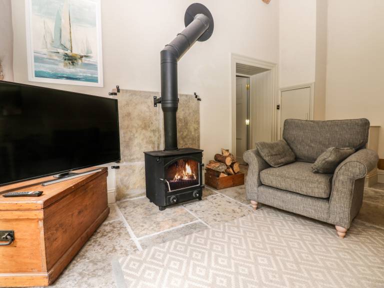 Child-friendly cottage with yard | Pet-friendly — photo 5