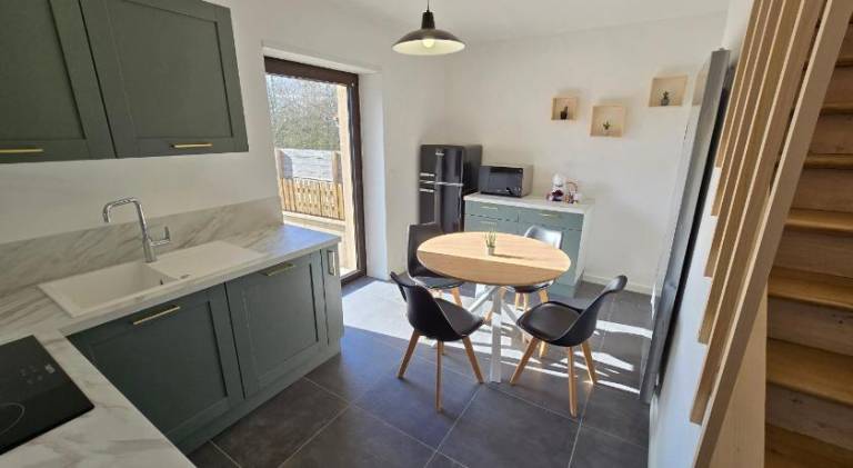 House with 2 rooms for 4 persons — photo 3