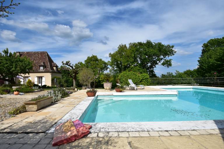 Children-friendly beautiful cottage with pool, grill & garden | Pet-friendly — photo 3