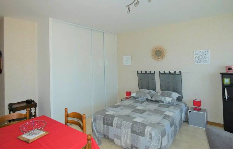 Residence Le Chateau Durieux 4 - Quiet and with nice open view! — photo 2