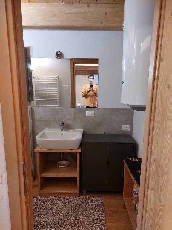 Studio Apartment 'Appartamento Carfon' with Mountain View, Wi-Fi and Air Conditioning — photo 4