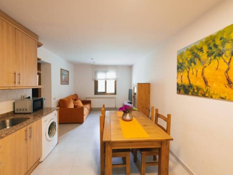 Apartment with barbecue & pool — photo 2