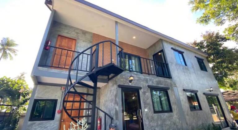 Bigland Homestay in Sattahip