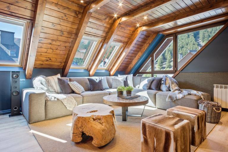 Child-friendly pleasant apartment with hot tub | Mountain view | Ski nearby | Pet-friendly — photo 2