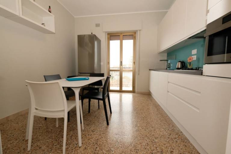 Apartment with 2 rooms for 5 persons — photo 2