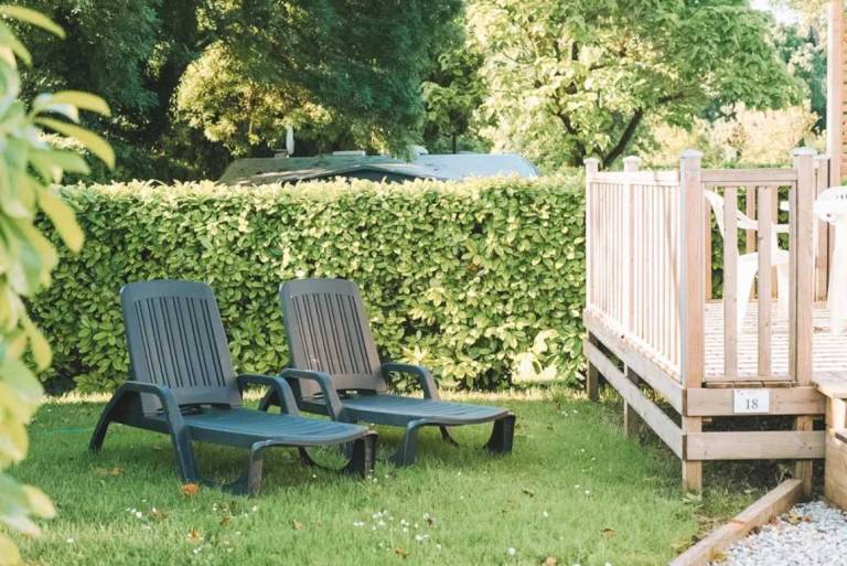 Camping suite with garden, patio & heated pool — photo 4