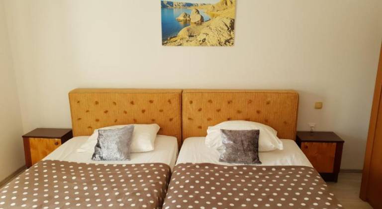 Lovely apartment with yard, BBQ & terrace | Dogs allowed — photo 2