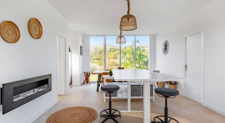 Fully equipped wonderful vacation home with private pool, patio & garden | Good for workation | Pets are welcome — photo 4