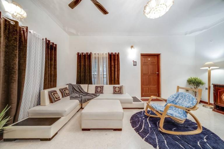 Villa with barbecue & patio in Bengaluru