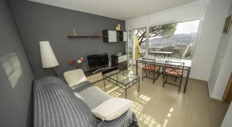 Rental apartment with 1 room for 3 persons — photo 2