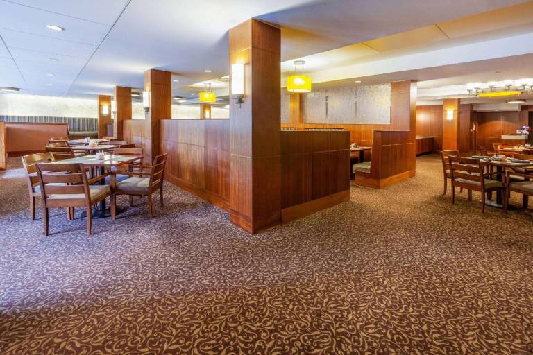 Randolph Hotel Liverpool/Syracuse/Airport West, Trademark — photo 4