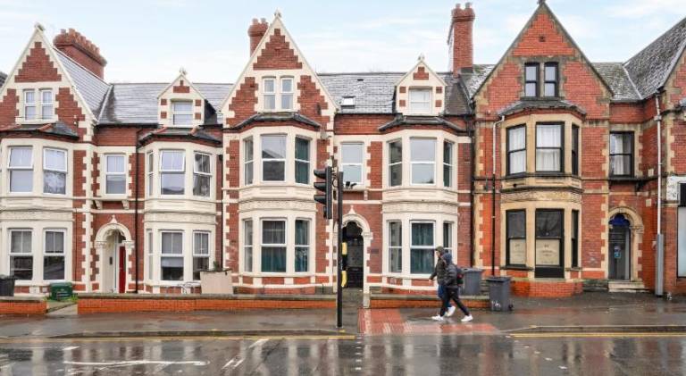 Apartment | Near Cardiff Castle — photo 4