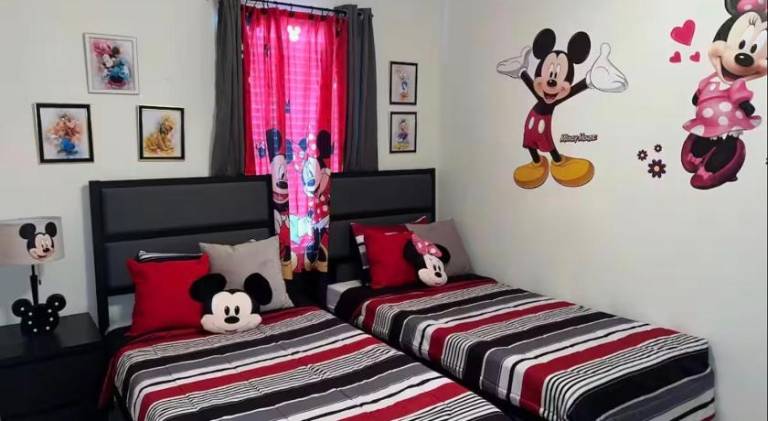 Vacation home with pool in Kissimmee, FL
