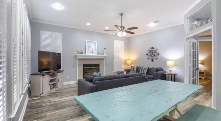 House with hot tub & pool | Close to the beach | Pets are welcome — photo 2