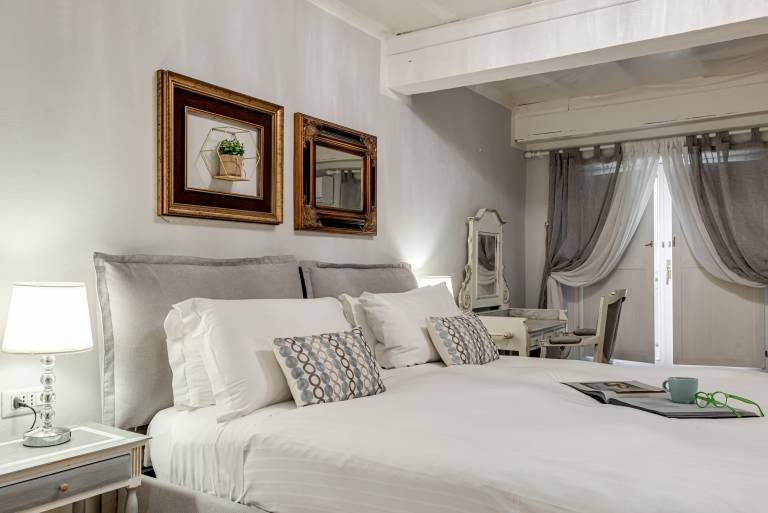 Lovely apartment with fast internet | Next to Florence Cathedral | City view | Pets allowed — photo 2