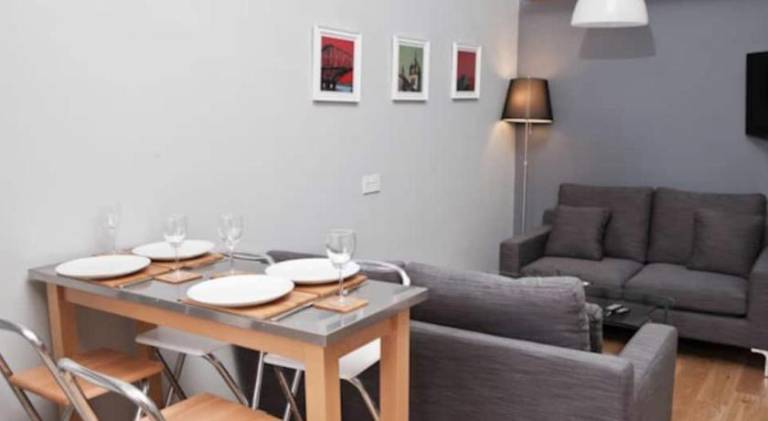 Wonderful rental apartment | Next to Royal Mile | Dogs allowed in Stockbridge