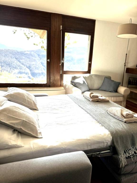 Holiday apartment with 2 rooms for 6 persons — photo 2