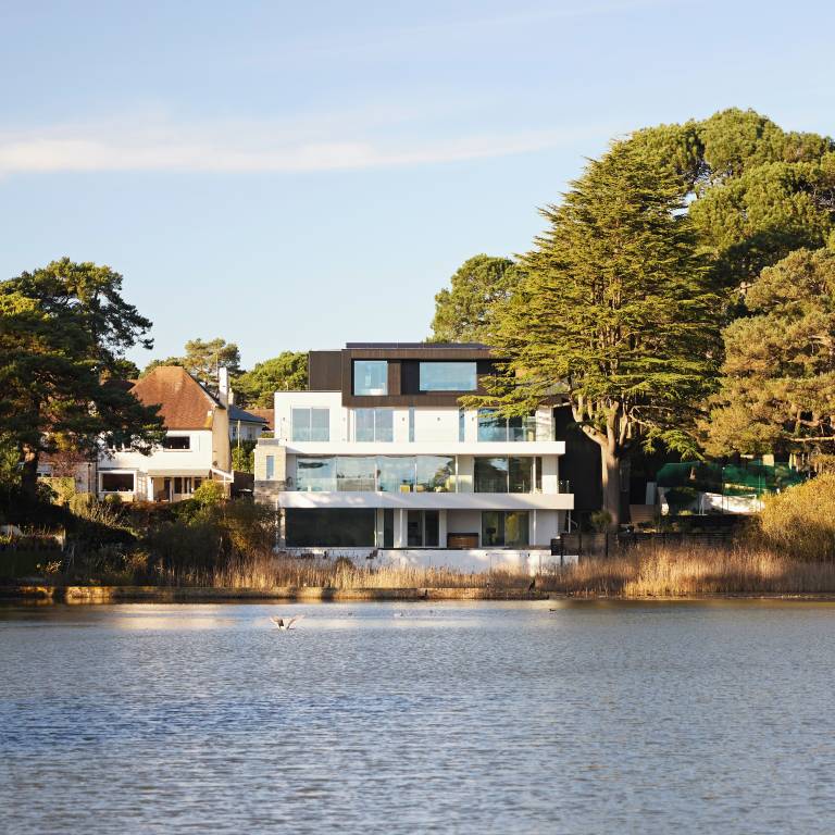 House Sandbanks