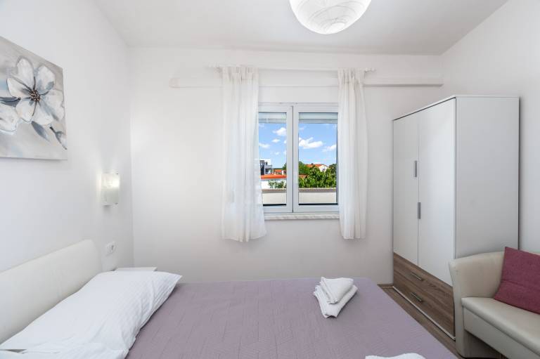 Wonderful holiday apartment with BBQ & terrace | Garden view | Pets are welcome — photo 2