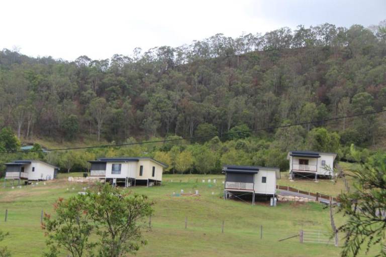 House  Canungra