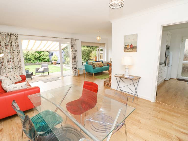 Child-friendly lovely cottage with garden | Beach view | Next to the beach | Dogs allowed — photo 3