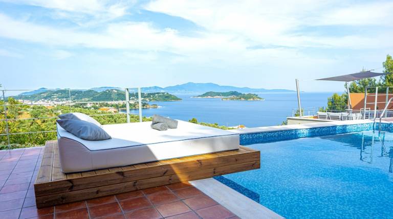 Namestitev  Skiathos