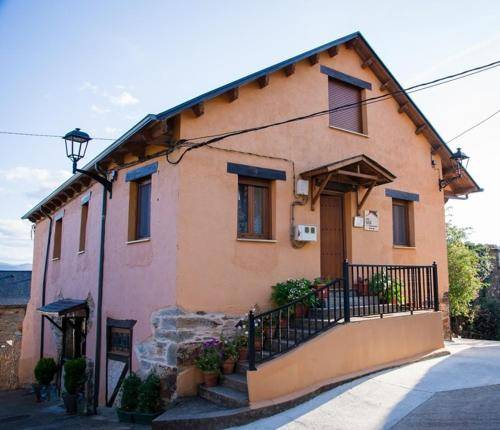 Casa  Vega de Espinareda