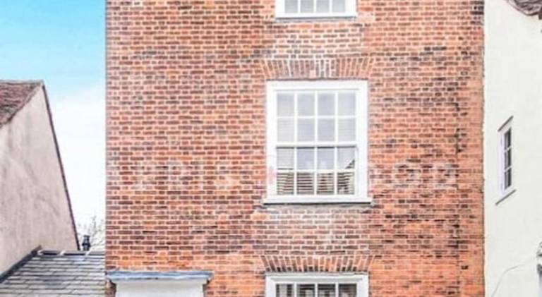 House | Dogs allowed in Colchester
