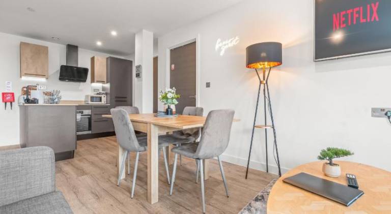 York City Centre Apartment - Minster Views - Gym Access - Sleeps 7 — photo 5