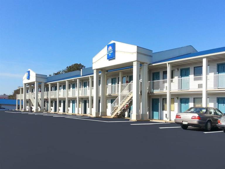 Americas Best Value Inn Kodak Sevierville — photo 4