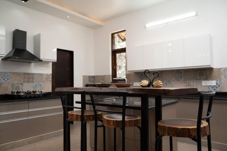 Fully equipped beautiful villa with pool, BBQ & yard | Suitable for remote work | Pets are welcome — photo 3
