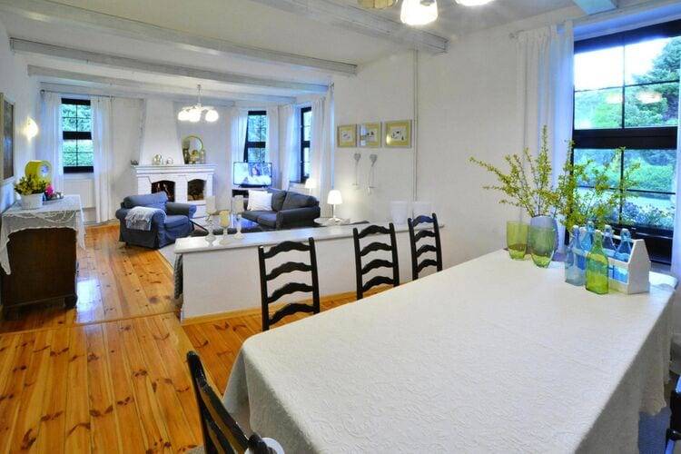 Villa with barbecue, garden & patio — photo 4