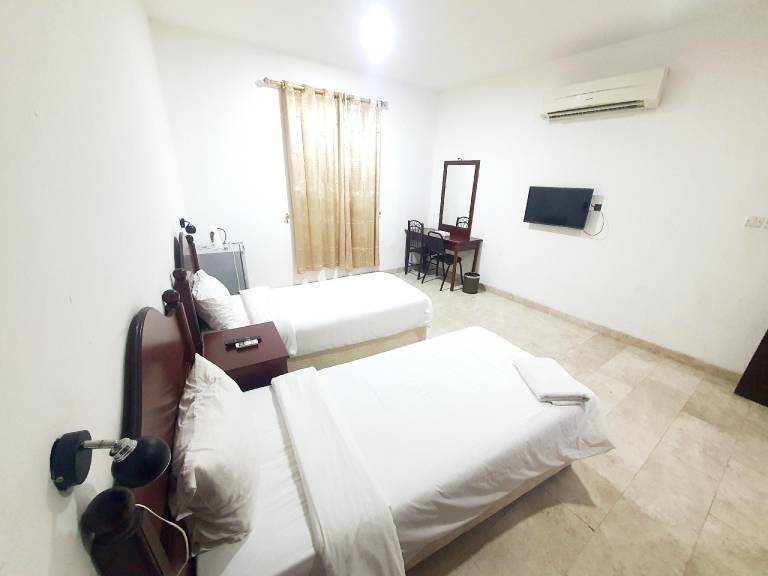 ALREEF HOTEL AND SUITES — photo 5