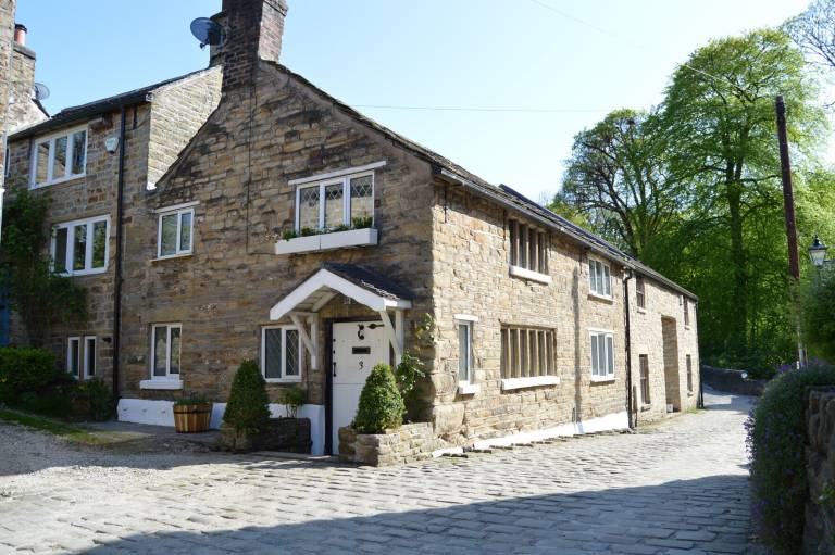 Cottage Stockport District