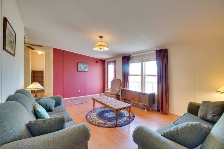 Hot Tub & Screened Porch: Getaway in Montrose! — photo 5