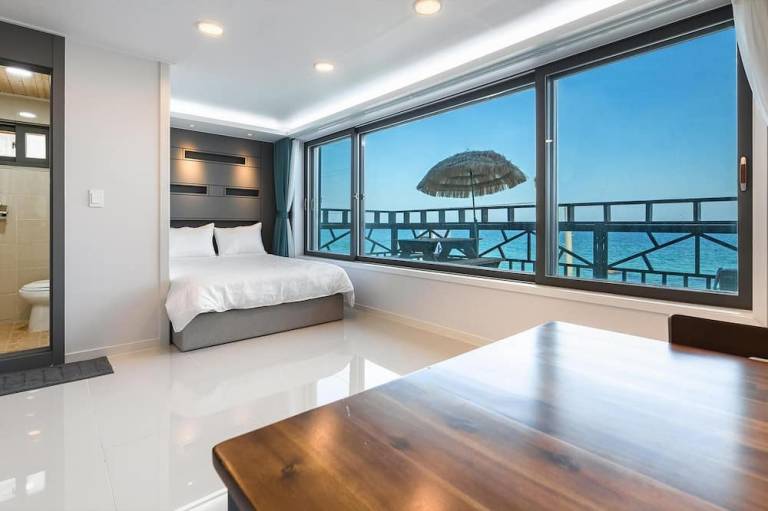 Gangneung Badauibyeol Pension