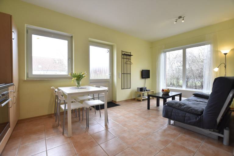 Rental apartment with terrace, yard & barbeque | Dogs allowed — photo 2