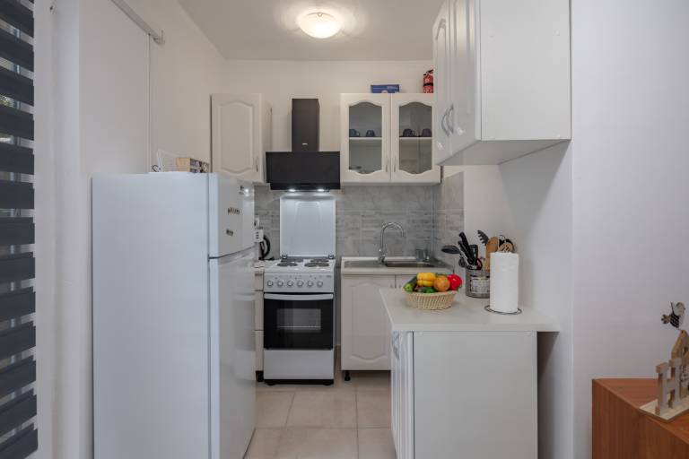 Rental apartment with terrace & barbeque | Pets allowed — photo 5