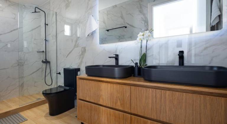Spacious villa with private pool | Pets are welcome — photo 2