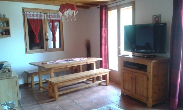 Gite with garden & patio — photo 5