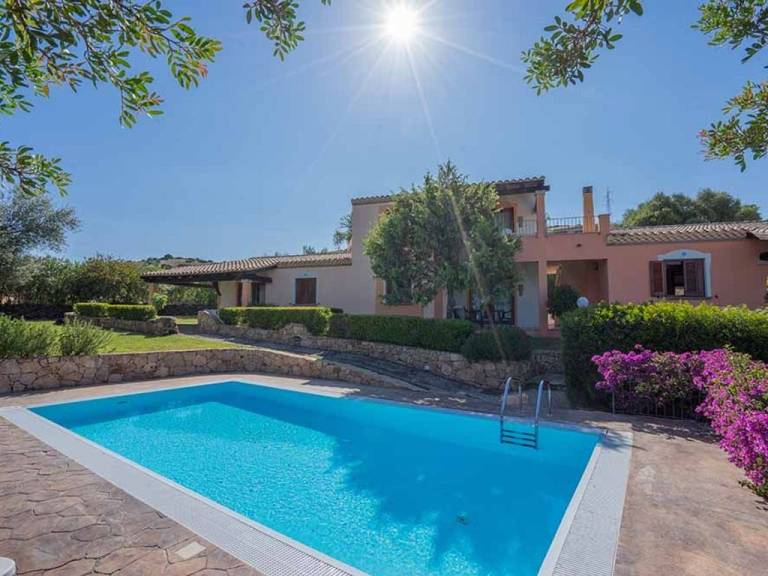 Smeralda Villa mit Pool und Meerblick Nr 119B