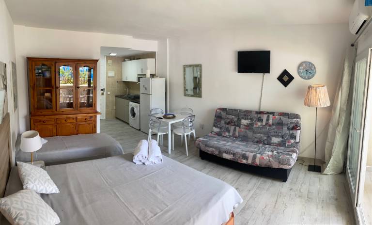 Family-friendly holiday apartment with garden, pool & terrace | Pool view | Beach nearby | Dogs allowed — photo 5