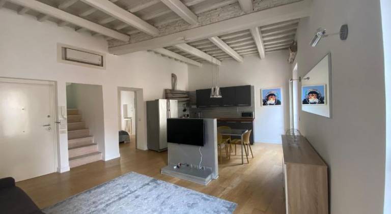 Apartment | Close to Trevi Fountain in Vittoria