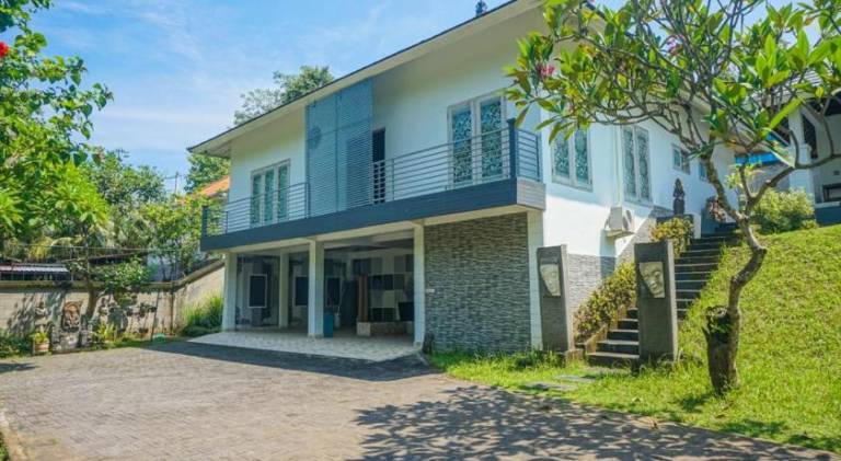 Villa with 2 rooms for 4 persons in Bali